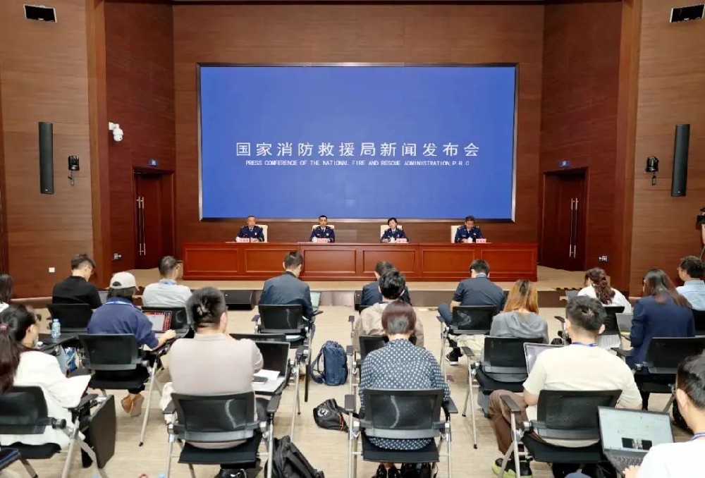 易燃外保溫材料成高層火災(zāi)隱患 國(guó)家消防救援局將開(kāi)展全鏈條整治行動(dòng)